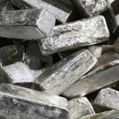 金属のマグネシウムのインゴットMgチタニウムの亜鉄酸塩のための高い熱伝導性の明るい銀