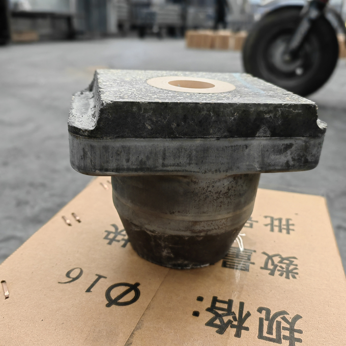 耐火物のためのタンディッシュ ノズルのより低いノズル